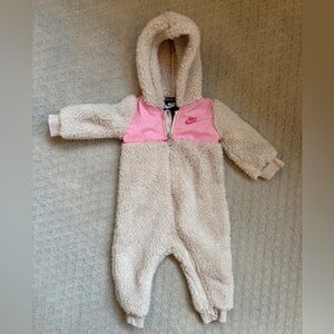 Nike Cozy Baby Footie in Cream and Pink